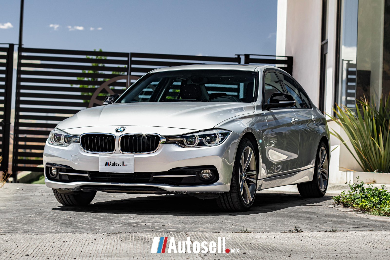 BMW 330i 2018