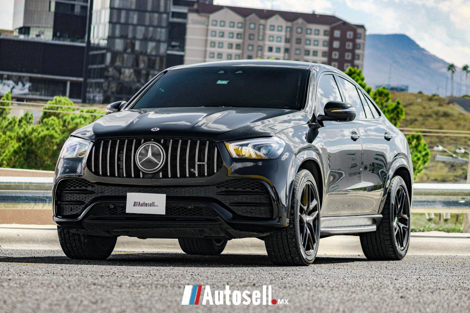 Mercedes Benz GLE53 AMG COUPE 2021